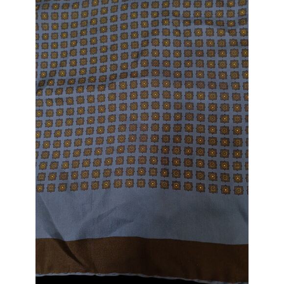 Vntg Silk Men's Pocket Scarf Hand Rolled Blue Black Geo Italy Suit Jacket Fancy - Picture 8 of 12